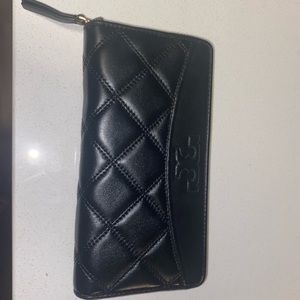 BRAND NEW Tory Burch wallet